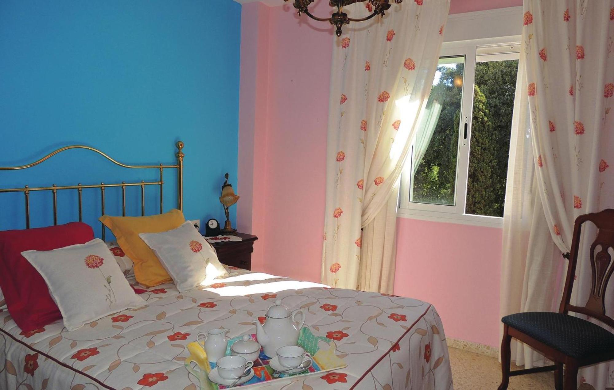 Stunning apartment in Jerez de la Frontera with 3 Bedrooms Buitenkant foto