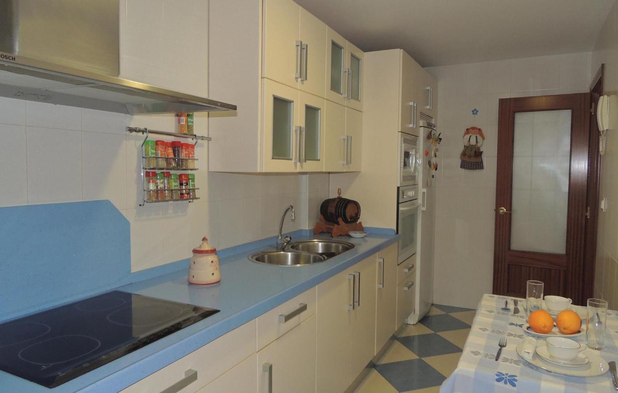 Stunning apartment in Jerez de la Frontera with 3 Bedrooms Buitenkant foto