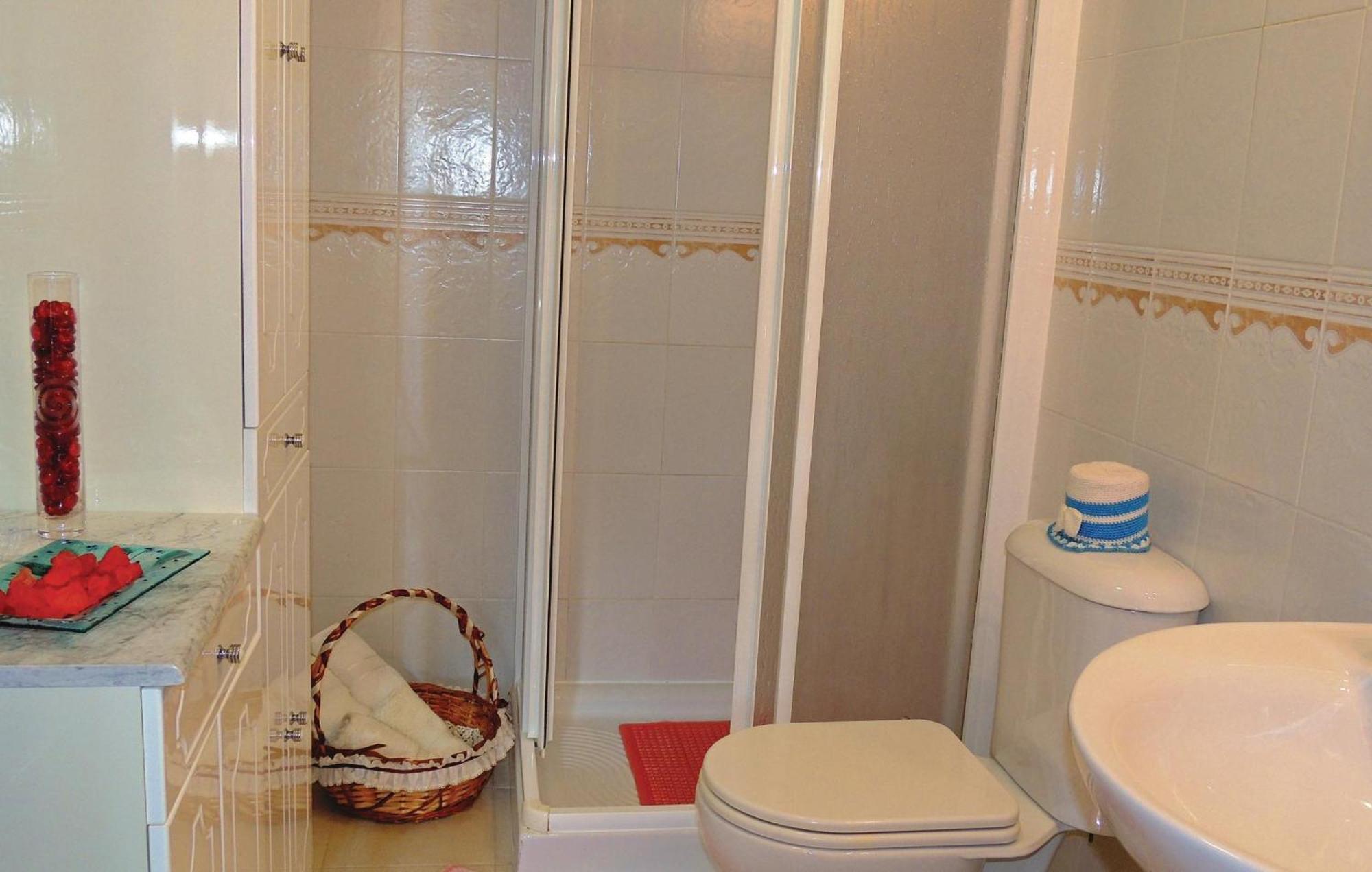 Stunning apartment in Jerez de la Frontera with 3 Bedrooms Buitenkant foto