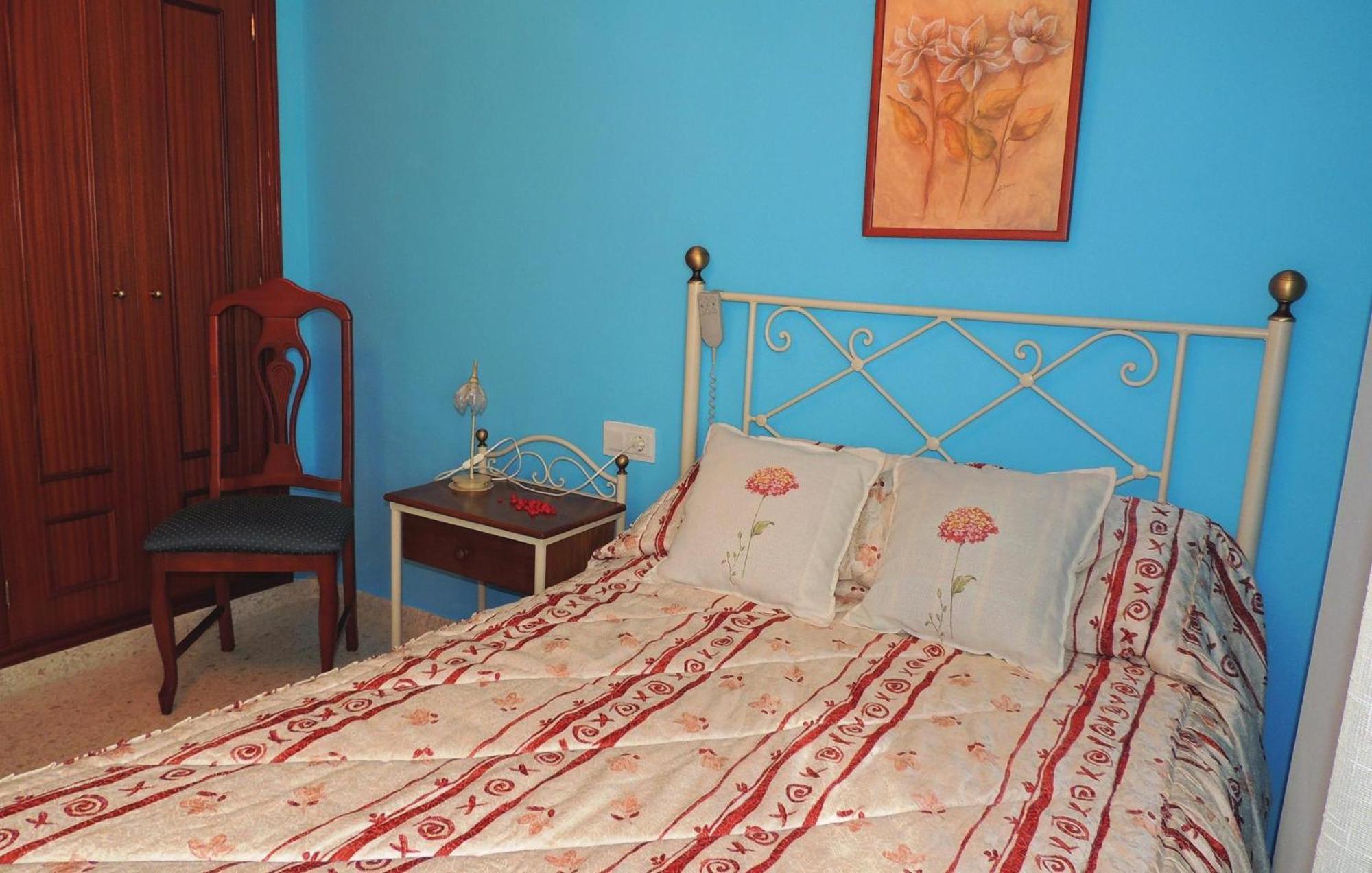 Stunning apartment in Jerez de la Frontera with 3 Bedrooms Buitenkant foto